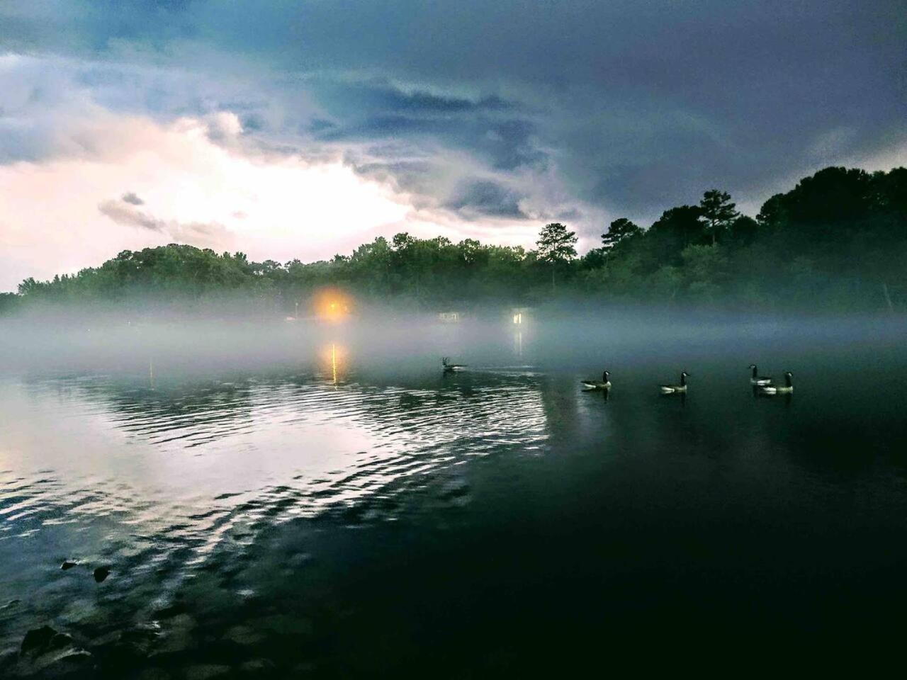 Lakefront Oasis Hot Springs Bagian luar foto